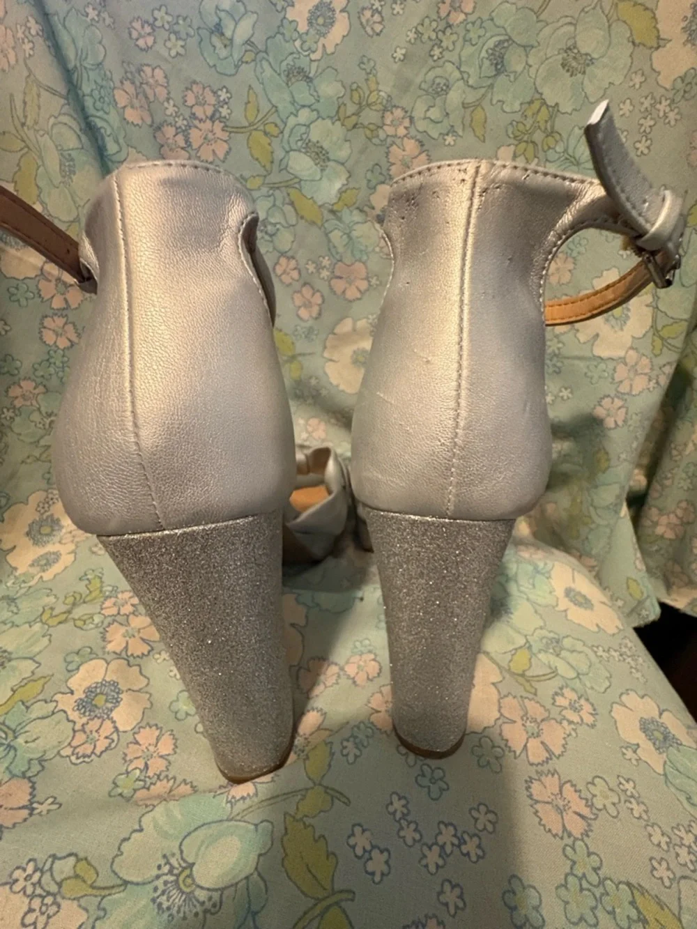 Lauren Conrad Memory Foam Silver Knot Front Platform Sandals